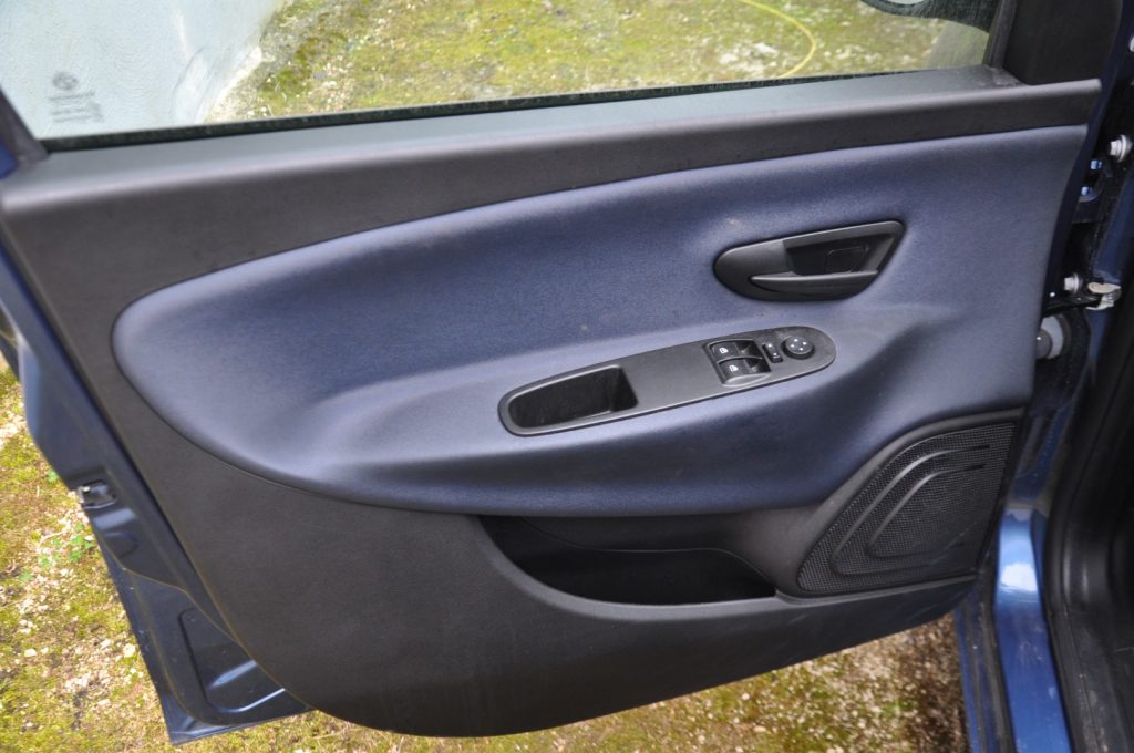 LANCIA Ypsilon 1.0 FireFly 5 porte S&S Hybrid Platino - 7