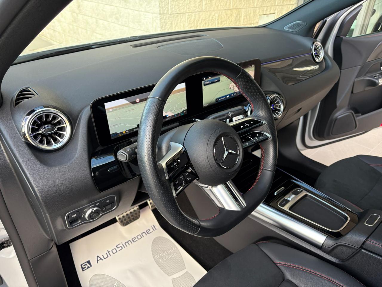 MERCEDES-BENZ B 180 d Automatic AMG Line Premium Pack Night - 14