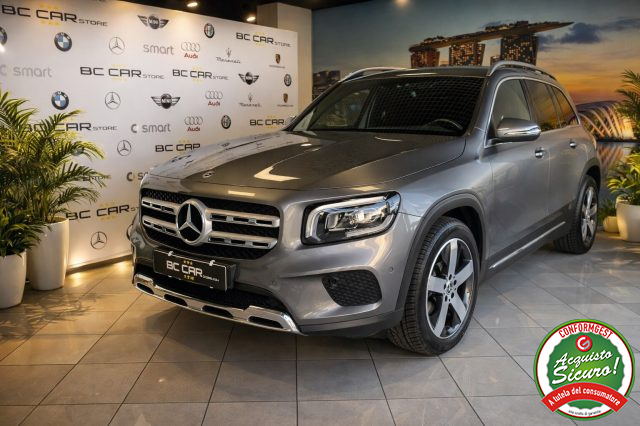 MERCEDES-BENZ GLB 180 Grigio metallizzato