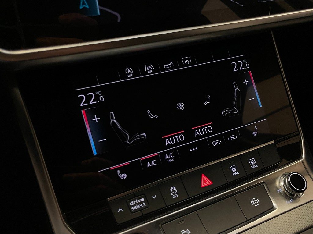 AUDI A6 Avant 45 2.0 TFSI S tronic Business - 14