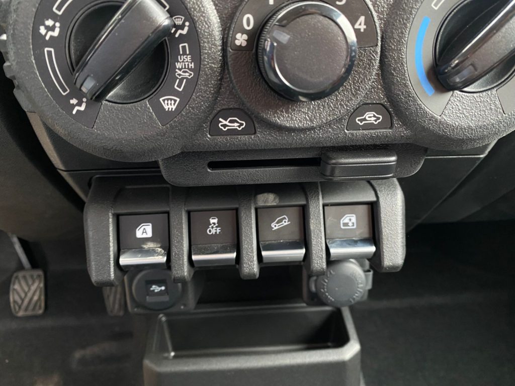 SUZUKI Jimny GL 102CV  4 POSTI - 12