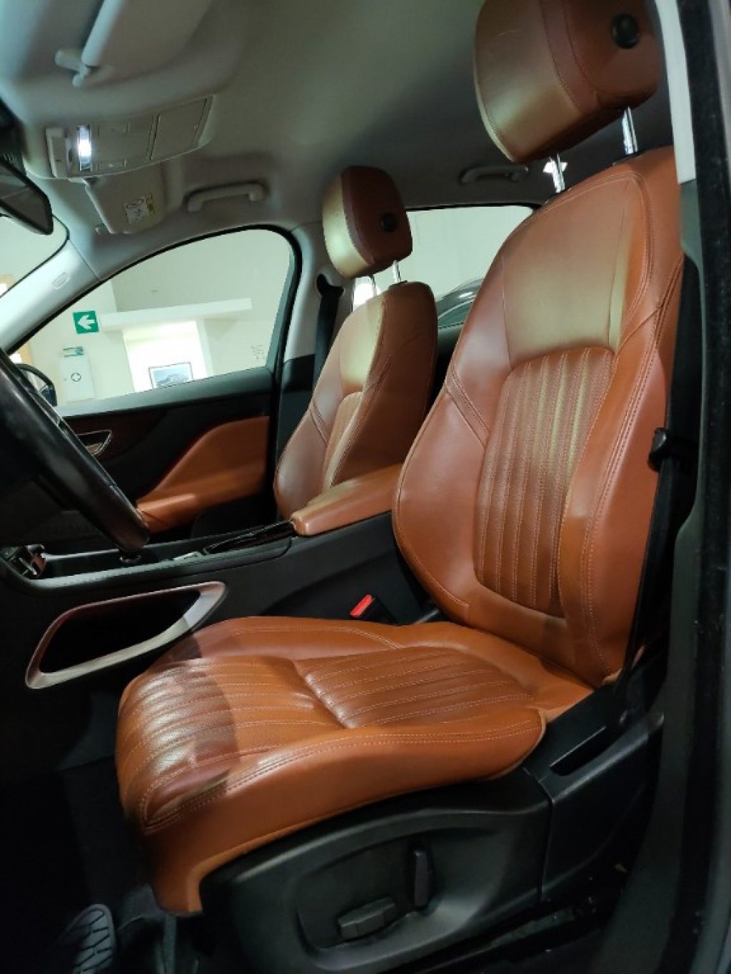 JAGUAR F-Pace 2.0 D AWD 180 CV Prestige Pelle Tabacco - 12