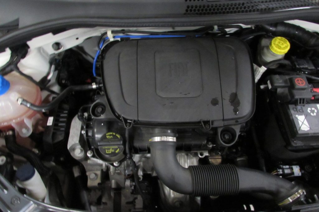 FIAT 500 1.0 Hybrid Connect - 16