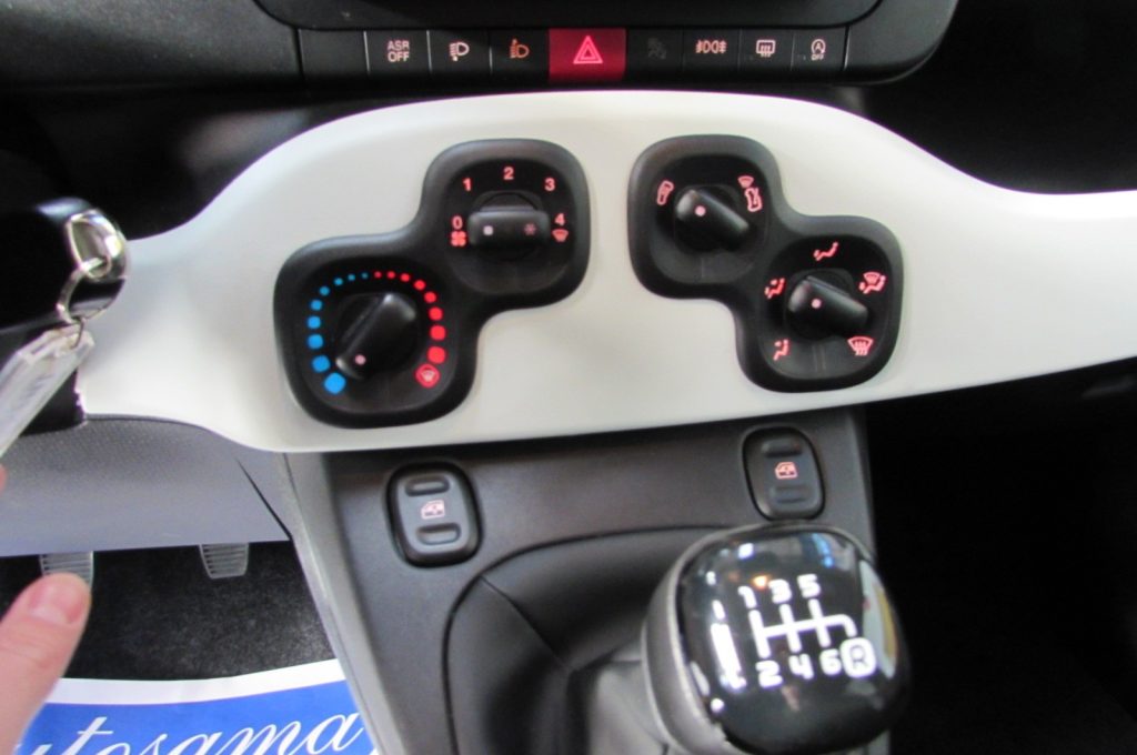 FIAT Panda Cross 1.0 FireFly 70cv S&S Hybrid CROSS - 10