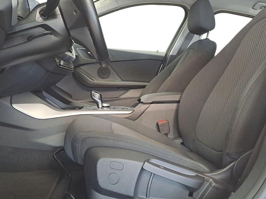 BMW 116 i 5p. Business Advantage Aut. - 9