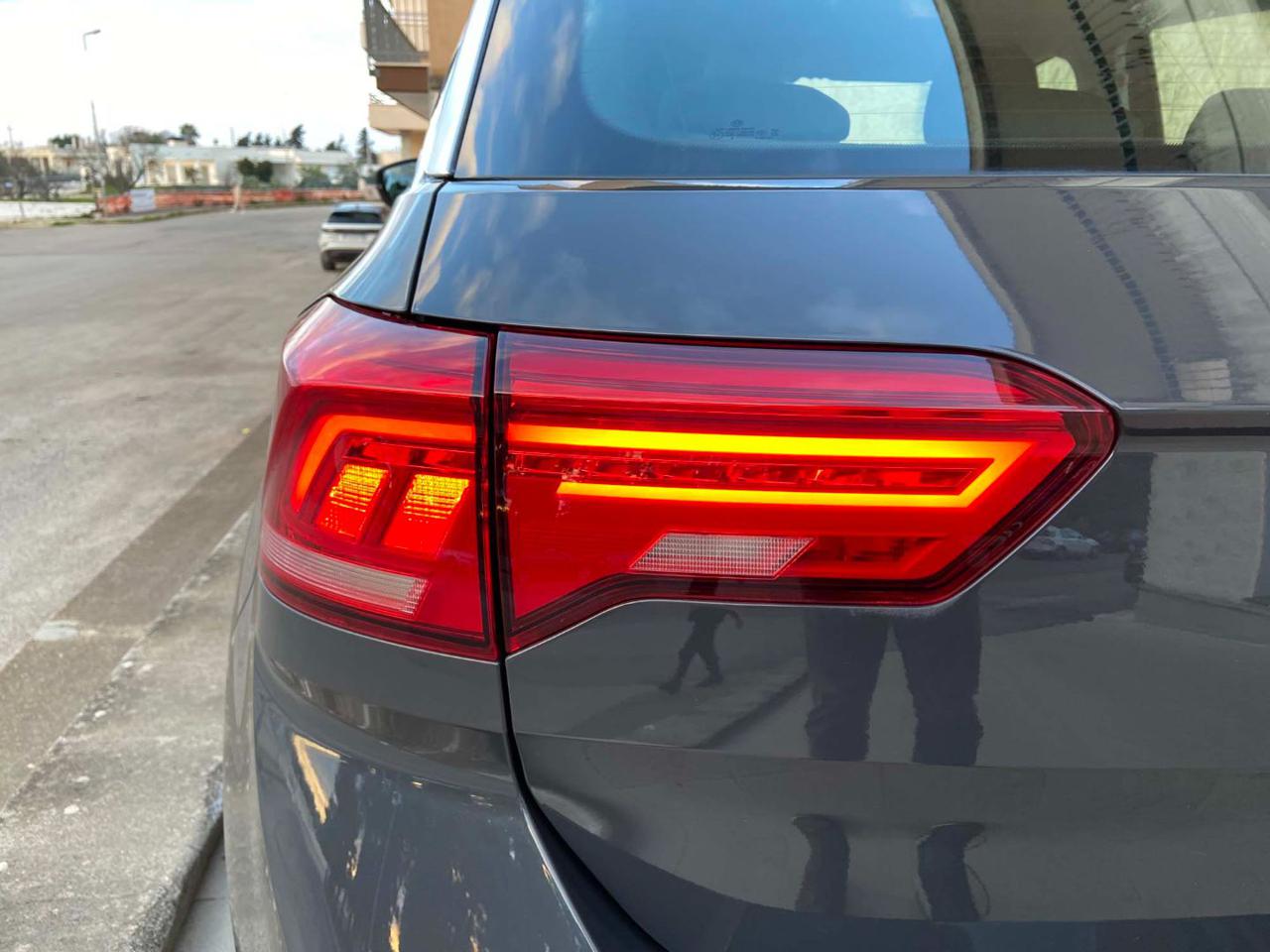 VOLKSWAGEN T-Roc 1.6 TDI SCR Business BlueMotion Technology - 22