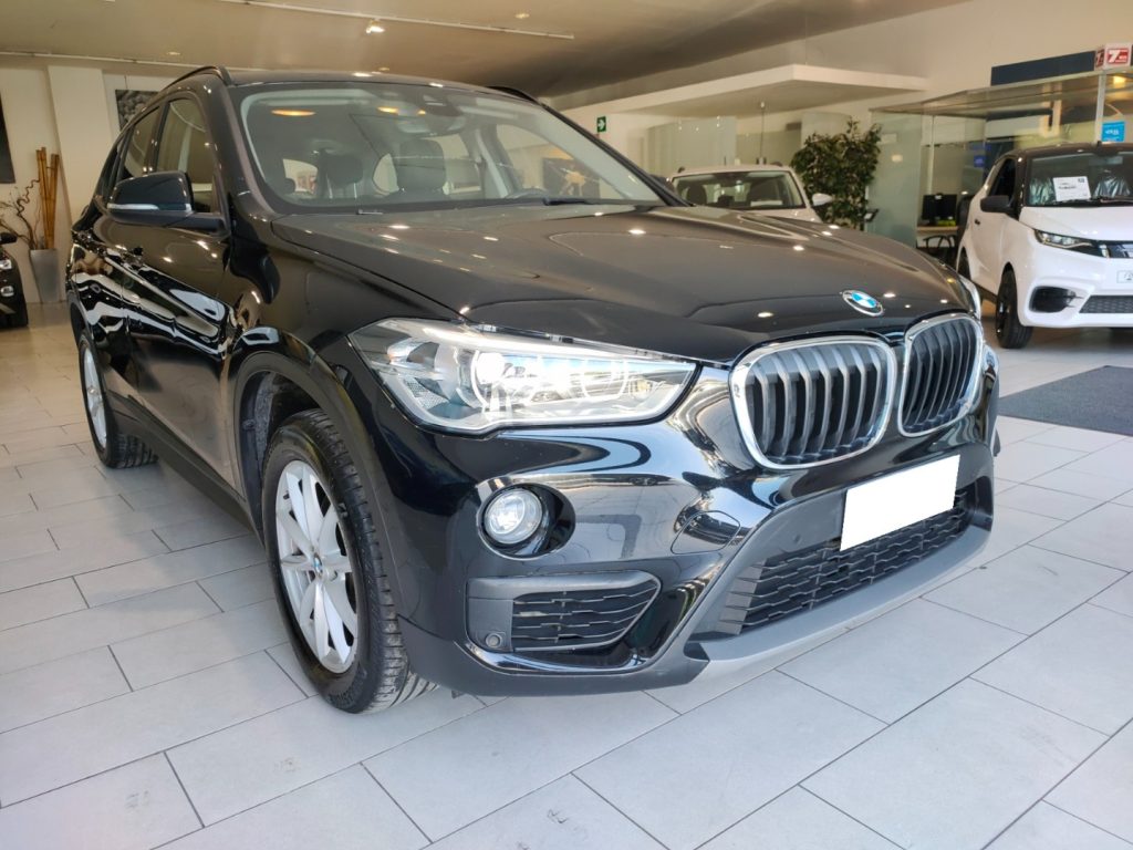 BMW X1 sDrive18d Automatic Navi Business Sport - 4