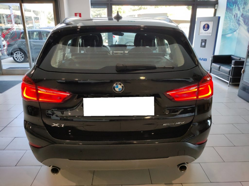 BMW X1 sDrive18d Automatic Navi Business Sport - 6