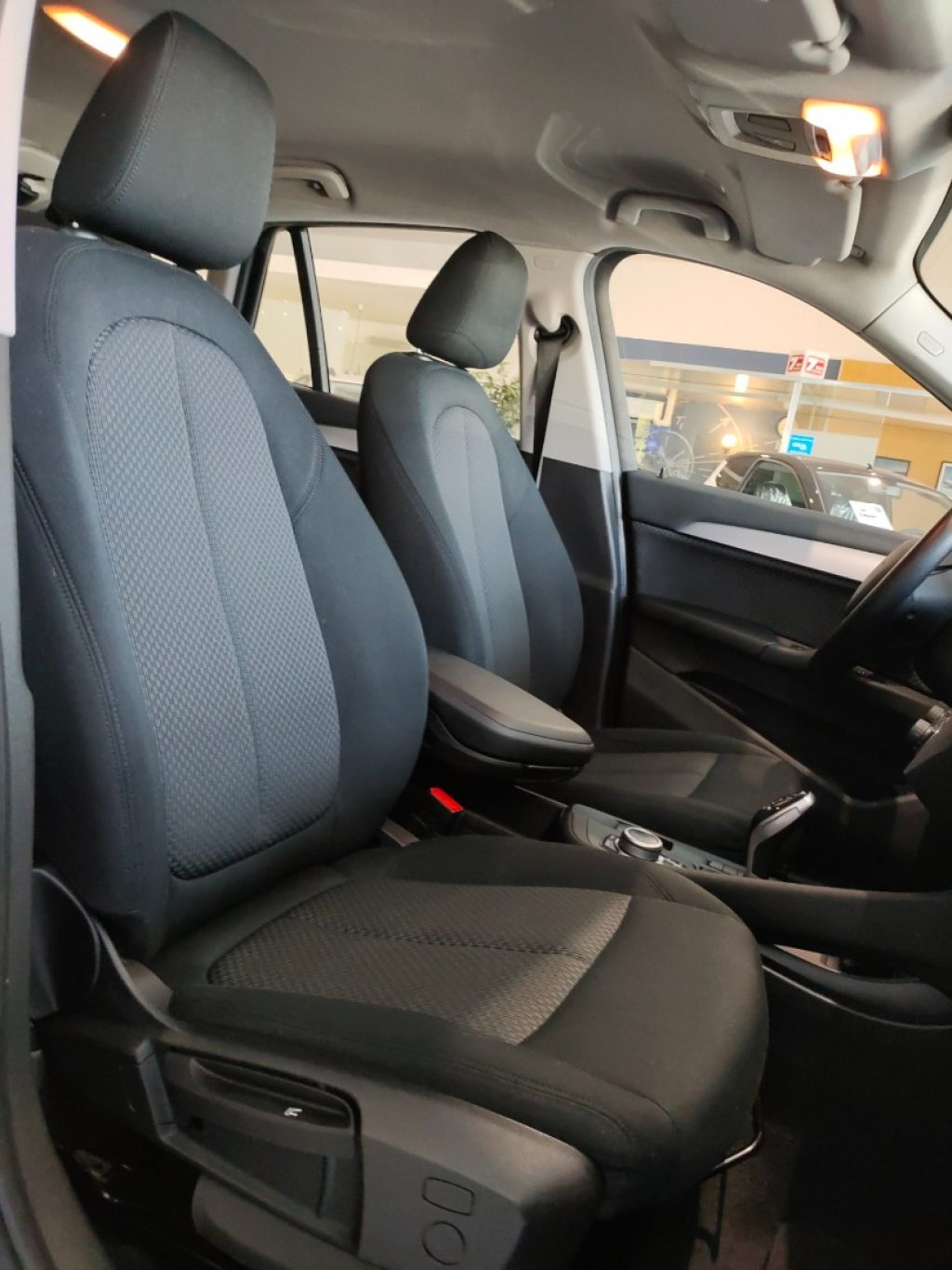 BMW X1 sDrive18d Automatic Navi Business Sport - 12