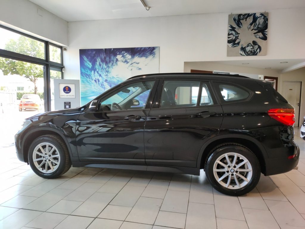 BMW X1 sDrive18d Automatic Navi Business Sport - 5