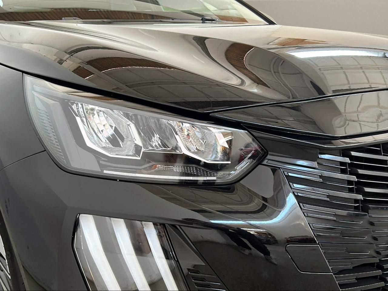 PEUGEOT 208 PureTech 100 Stop&Start 5 porte Allure - 32