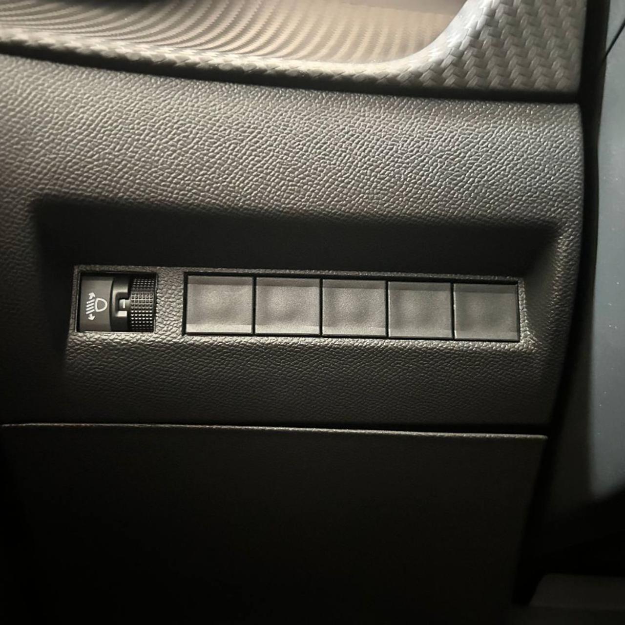 PEUGEOT 208 PureTech 100 Stop&Start 5 porte Allure - 28