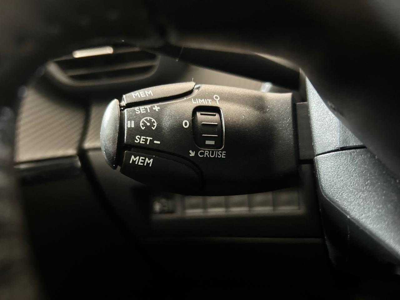 PEUGEOT 208 PureTech 100 Stop&Start 5 porte Allure - 17