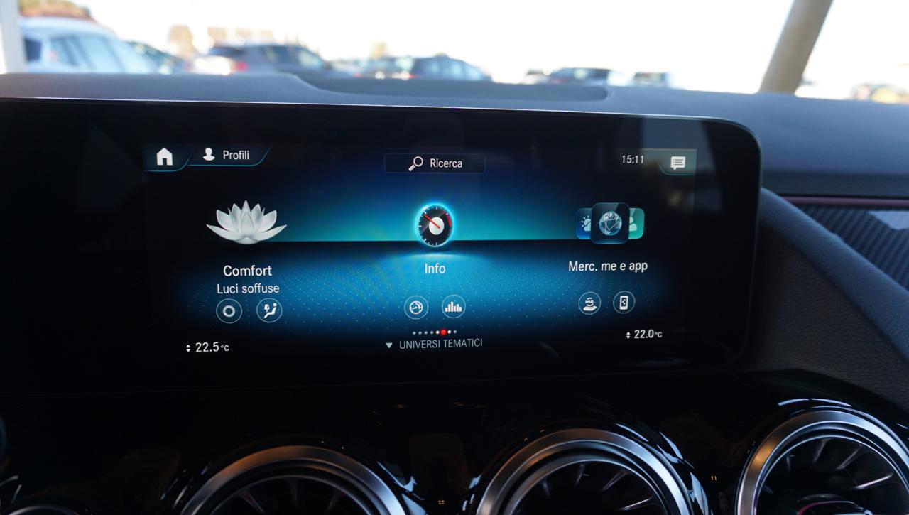 MERCEDES-BENZ B 180 d Automatic Premium - 20