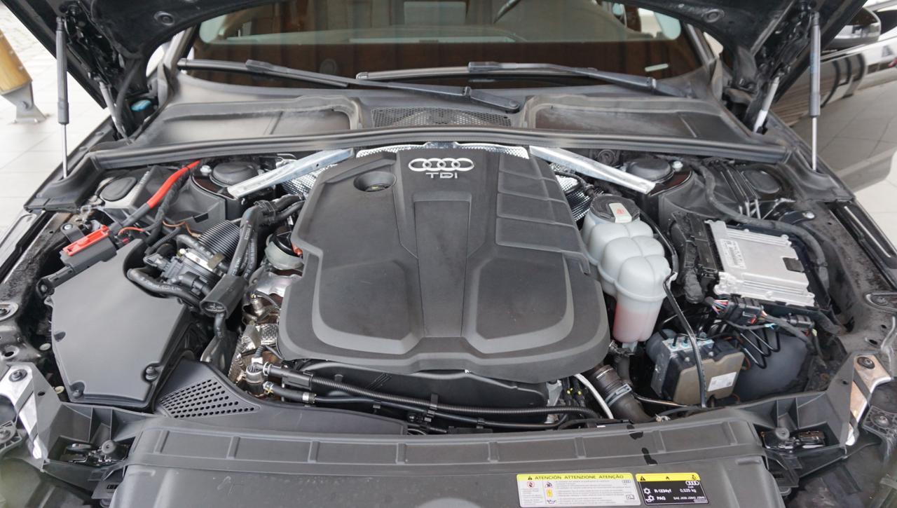 AUDI A4 Avant 2.0 TDI 150 CV S tronic Business Sport - 38