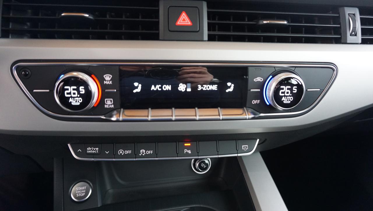 AUDI A4 Avant 2.0 TDI 150 CV S tronic Business Sport - 27