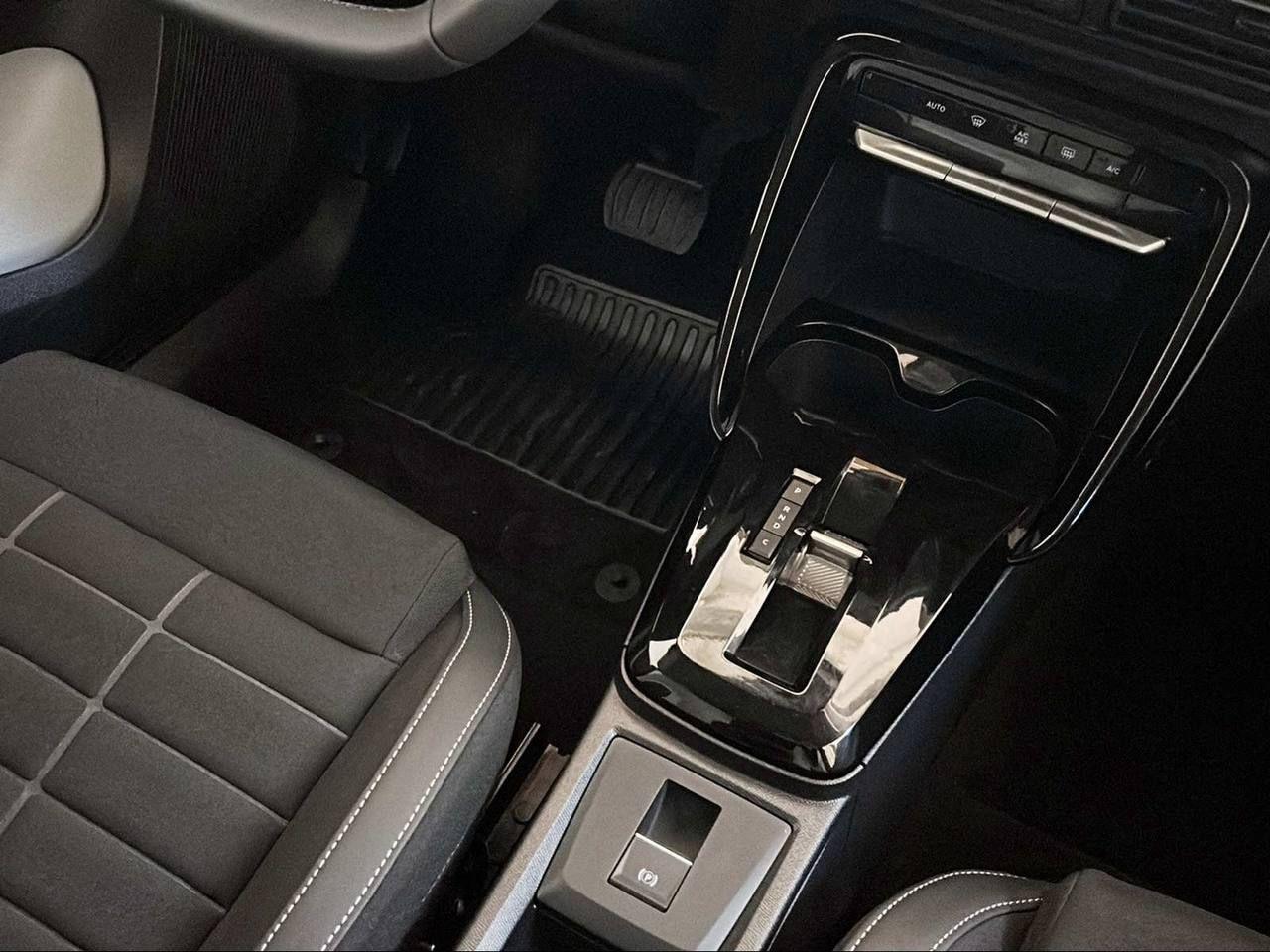 CITROEN E-C3 motore elettrico 113 CV Max - 24