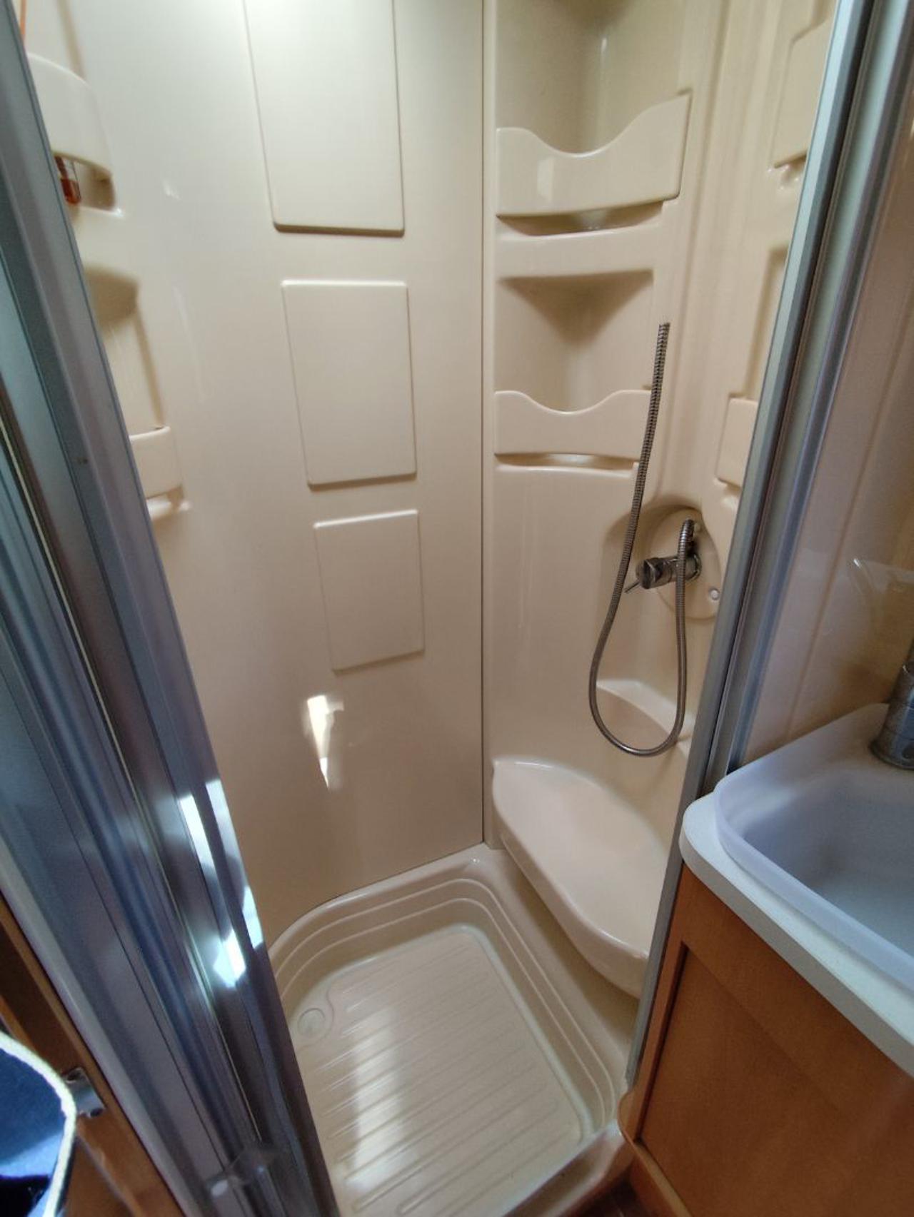 CI INTERNATIONAL RIVIERA GT - 17