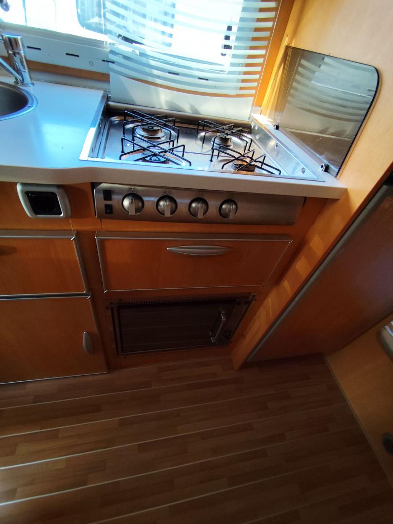 CI INTERNATIONAL RIVIERA GT - 12