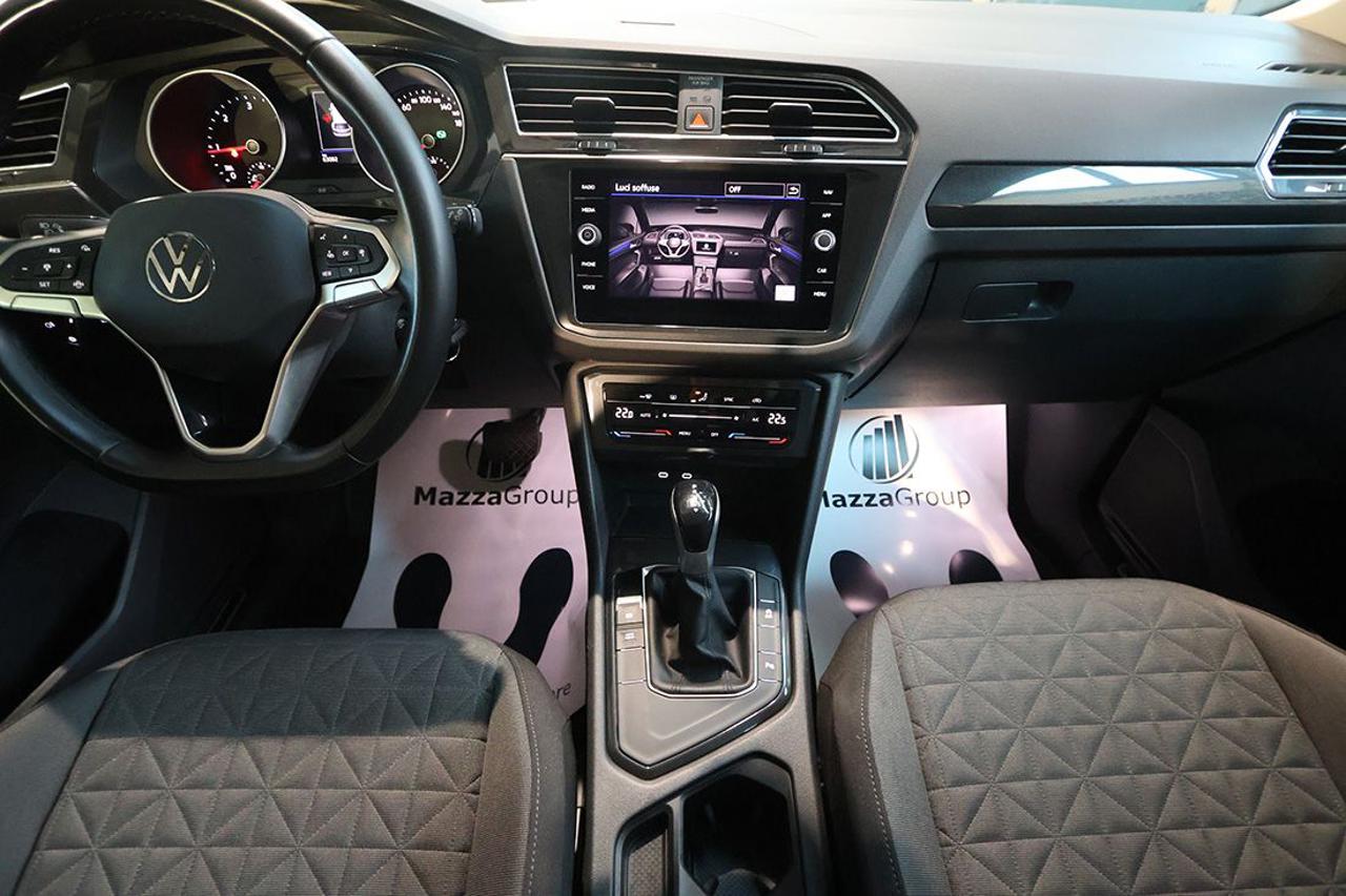 VOLKSWAGEN Tiguan 2.0 TDI 150cv SCR DSG Life - 29