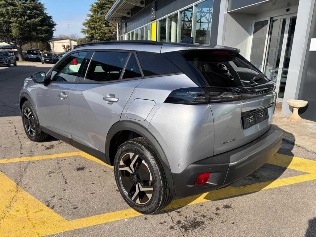 PEUGEOT 2008 PureTech 100 S&S Allure - 8