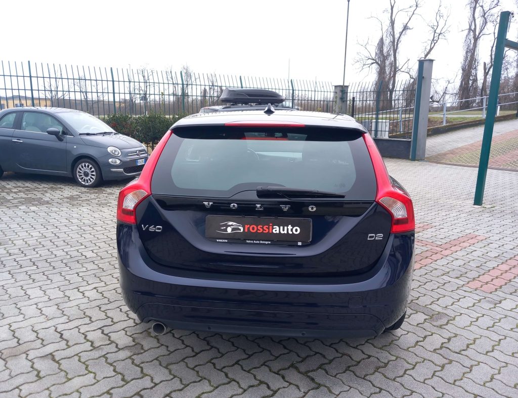 VOLVO V60 2.0 d2 Summum geartronic - 5