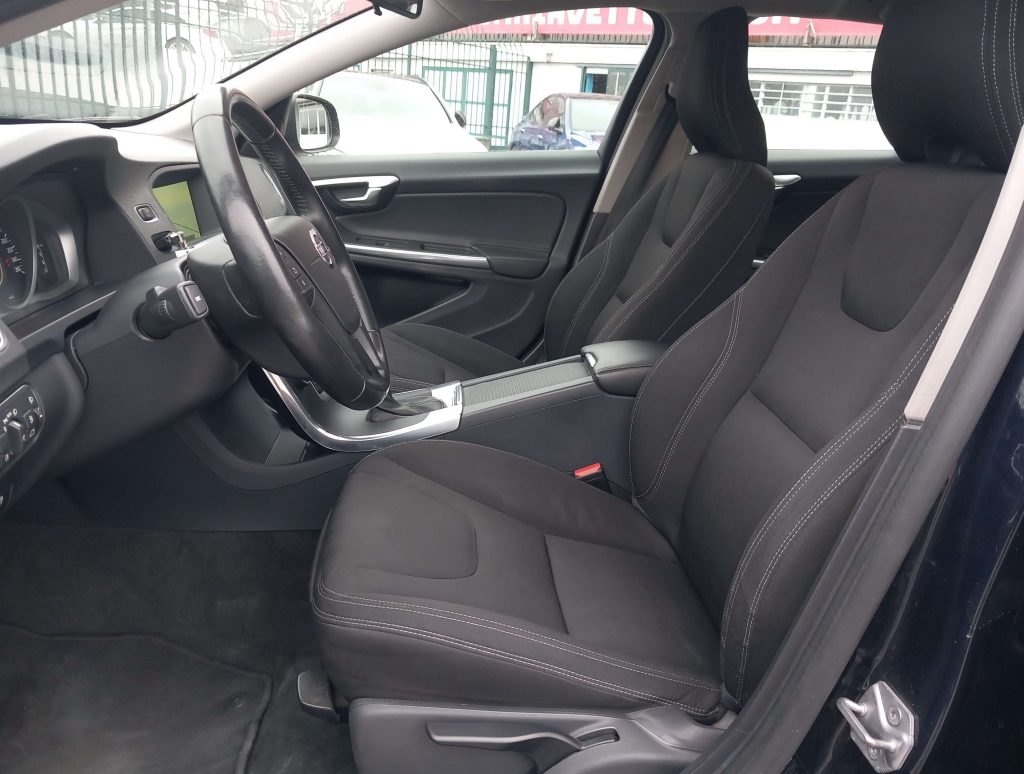 VOLVO V60 2.0 d2 Summum geartronic ADATTA X NEOPATENTATI - 8