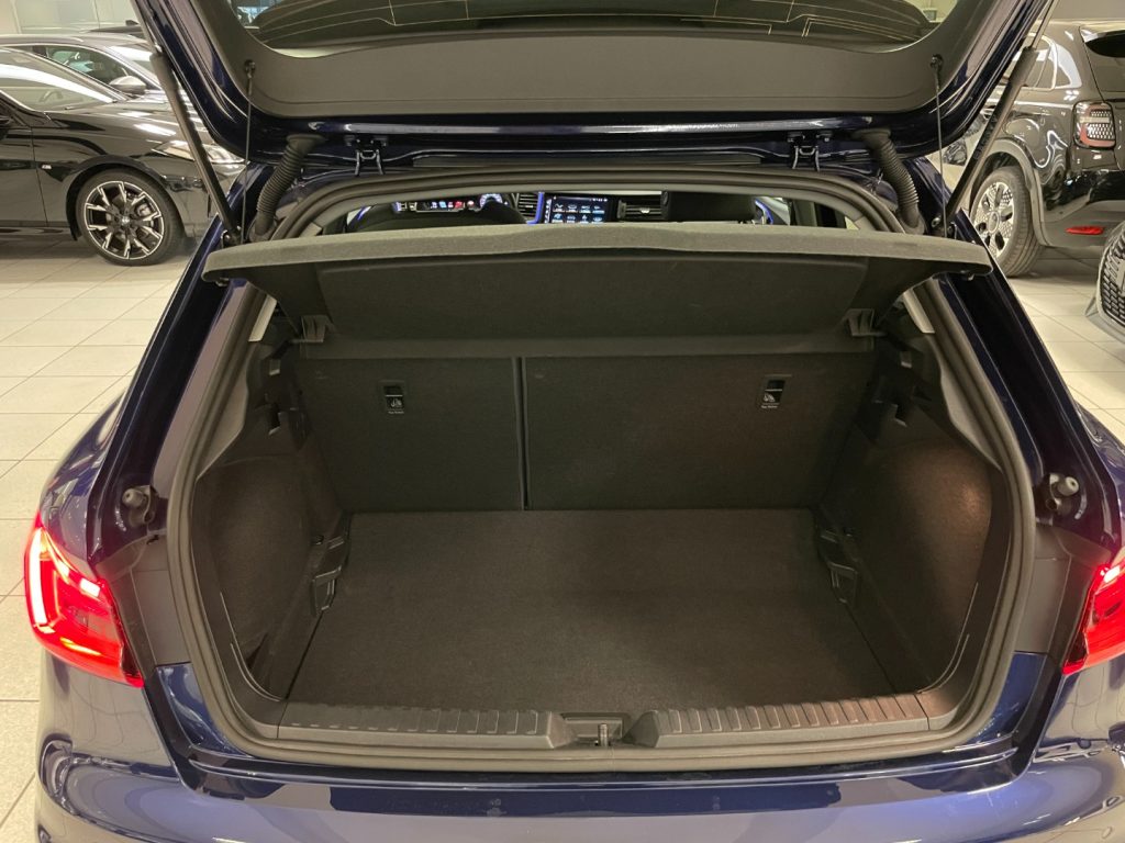 AUDI A1 SPB 30 TFSI S tronic EDITION BLACK SLINE+CAMERA - 22