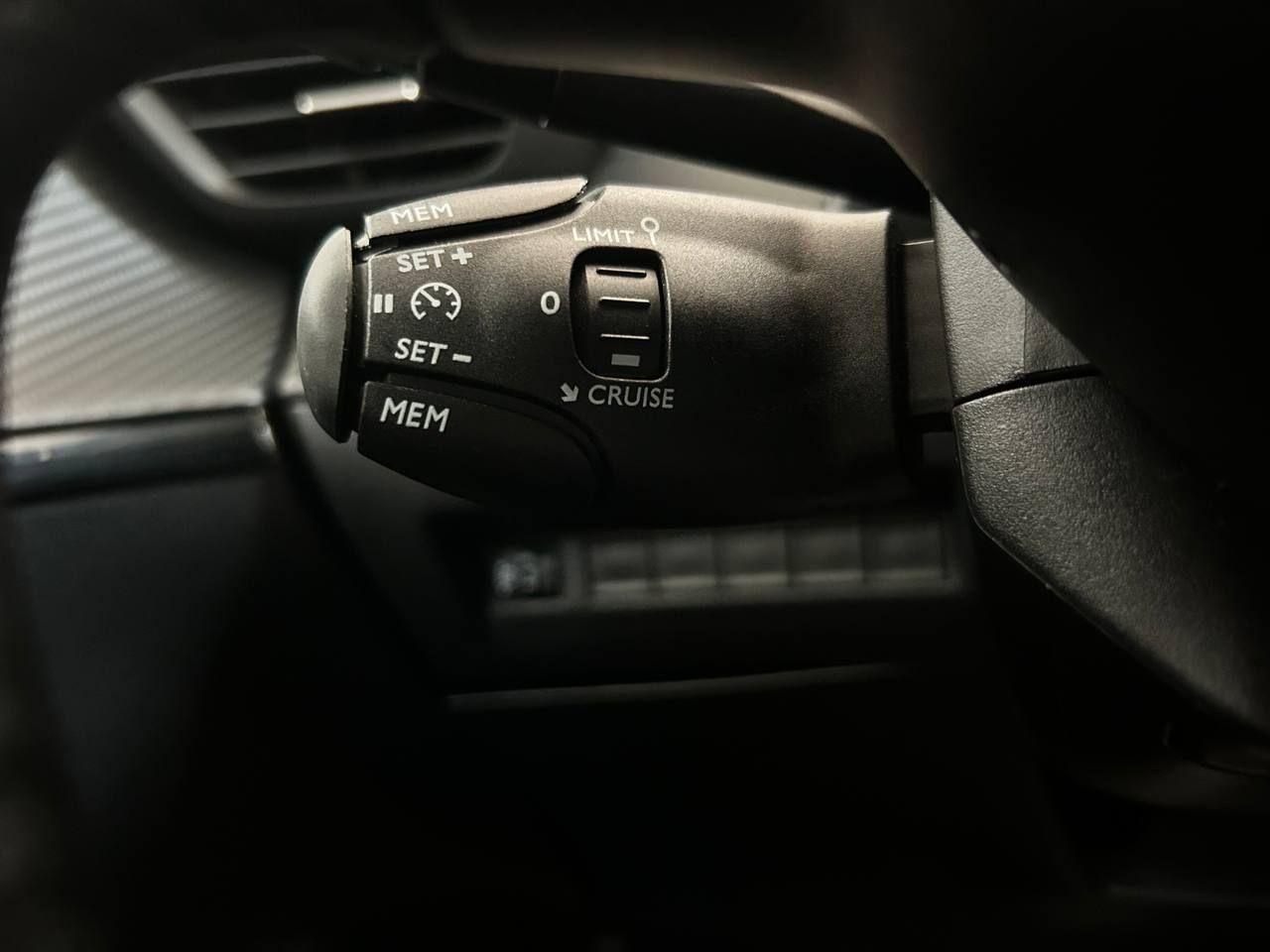 PEUGEOT 208 PureTech 100 Stop&Start 5 porte Allure - 17