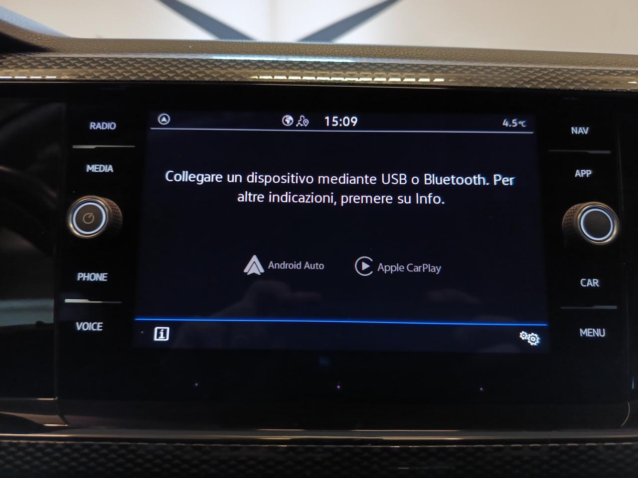 VOLKSWAGEN Taigo 1.0 TSI 110 CV DSG R-Line - 14