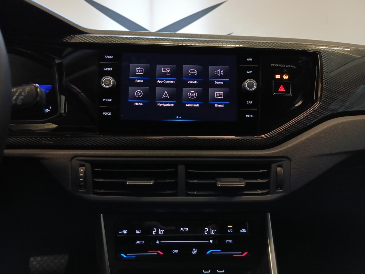 VOLKSWAGEN Taigo 1.0 TSI 110 CV DSG R-Line - 13