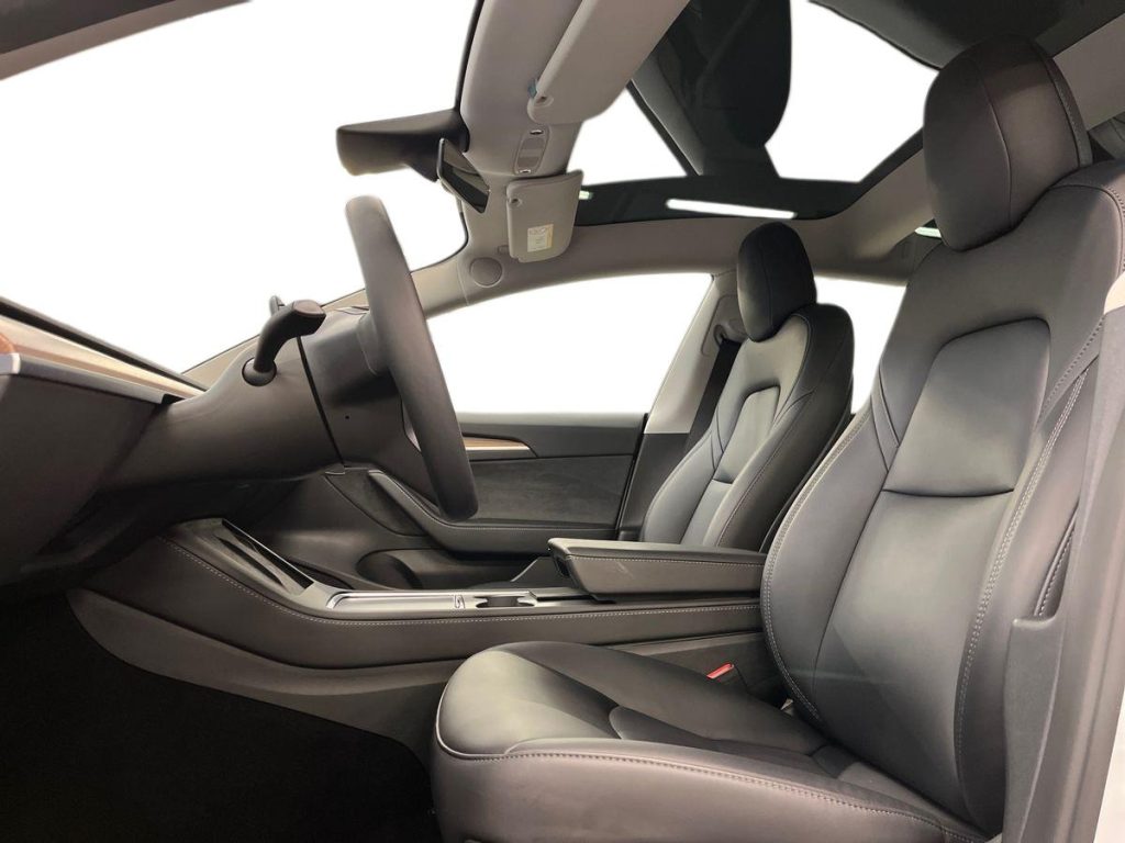 TESLA Model 3 Long Range RWD - 10