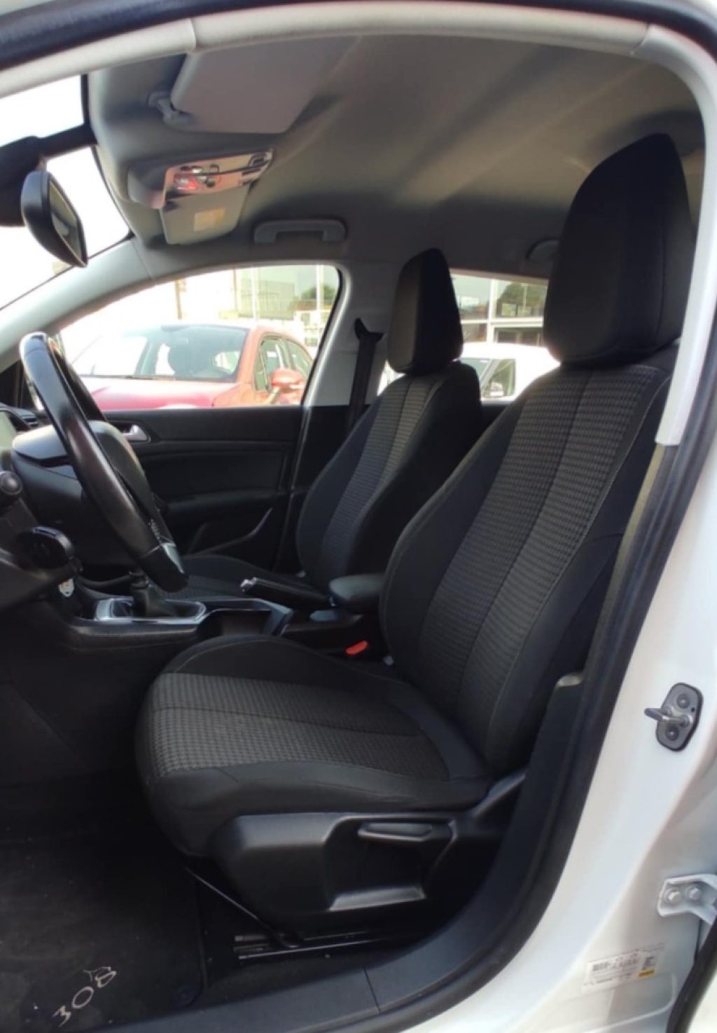 PEUGEOT 308 BlueHDi 130 S&S EAT6 SW Business - 9