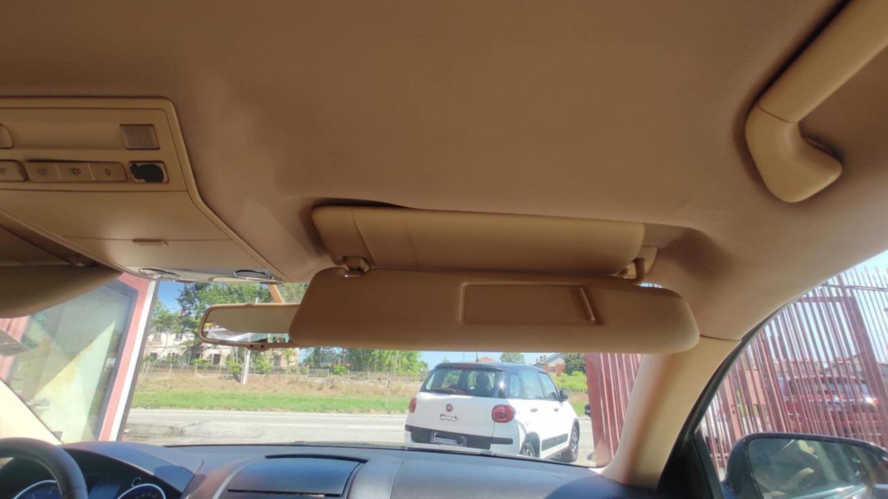 VOLKSWAGEN Touareg 3.0 TDI GANCIO TRAINO tiptronic Exclusive  V6 - 18