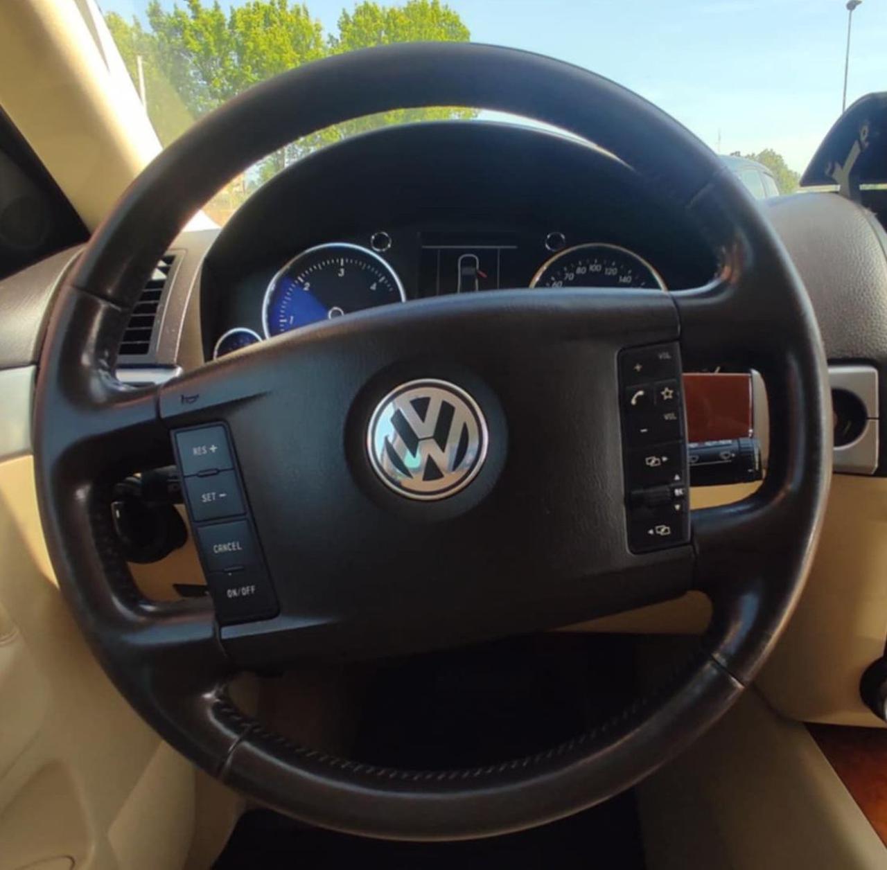 VOLKSWAGEN Touareg 3.0 TDI GANCIO TRAINO tiptronic Exclusive  V6 - 10