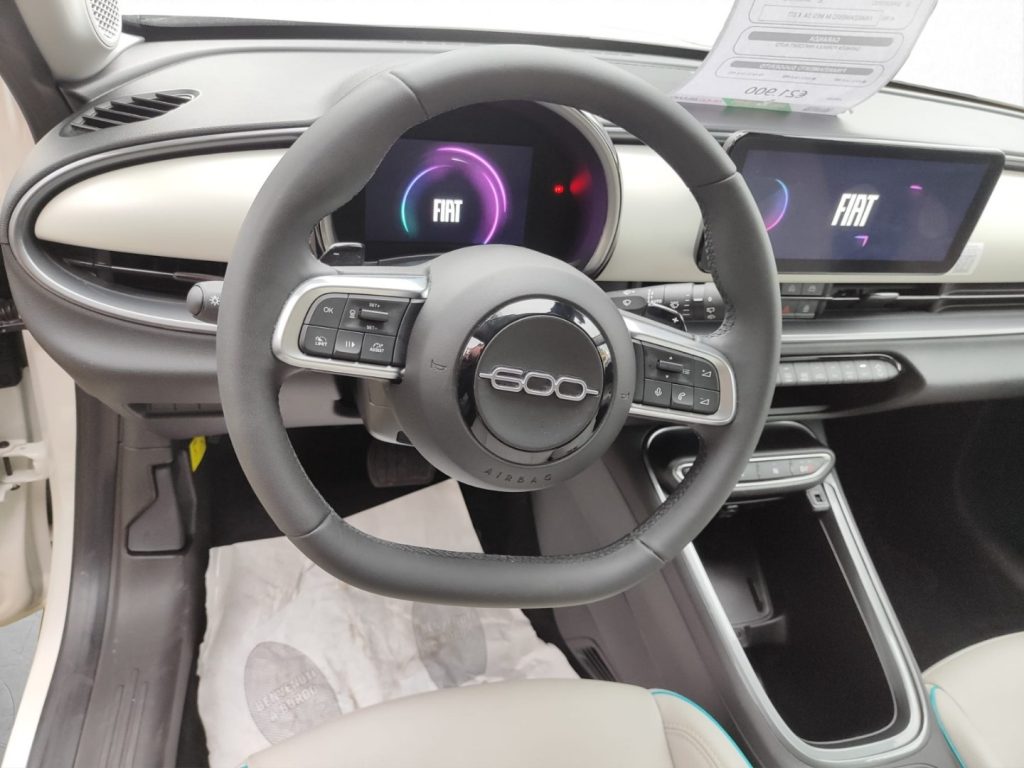 FIAT 600 Hybrid 110 CV DCT MHEV La Prima - 5