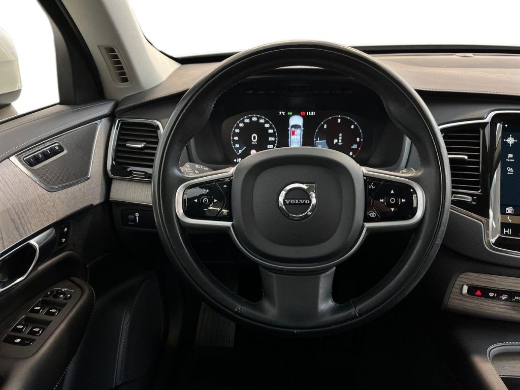 VOLVO XC90 B5 (d) AWD Geartronic Inscription - 11