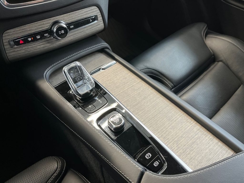 VOLVO XC90 B5 (d) AWD Geartronic Inscription - 14