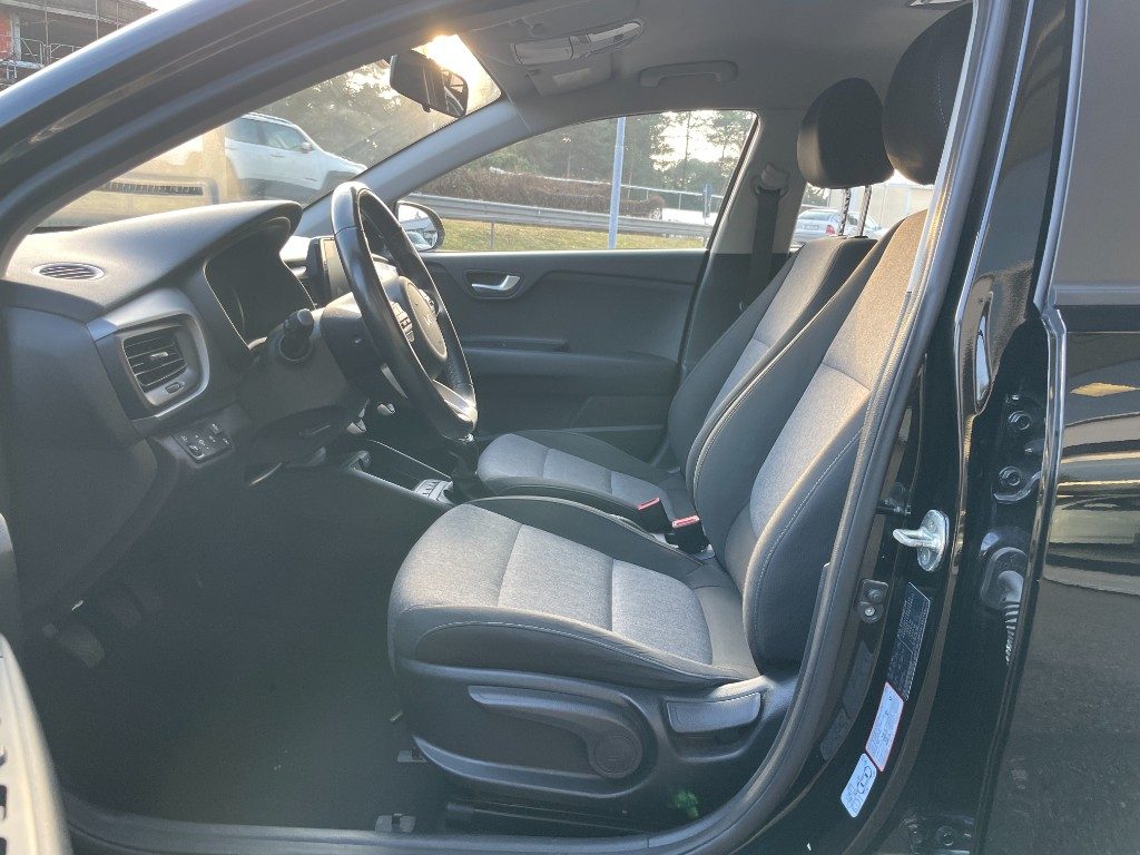 KIA Stonic 1.0 T-GDi 100 CV MHEV MT Urban - 14