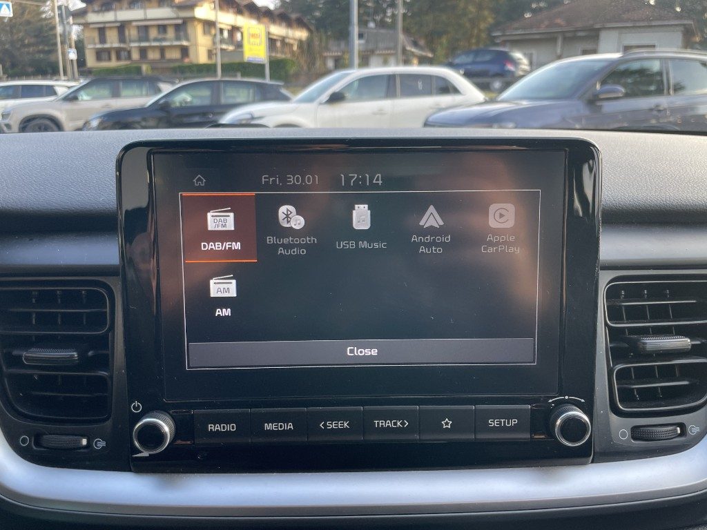 KIA Stonic 1.0 T-GDi 100 CV MHEV MT Urban - 11