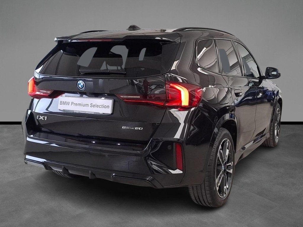 BMW iX1 eDrive 20 Msport Aut. - 16