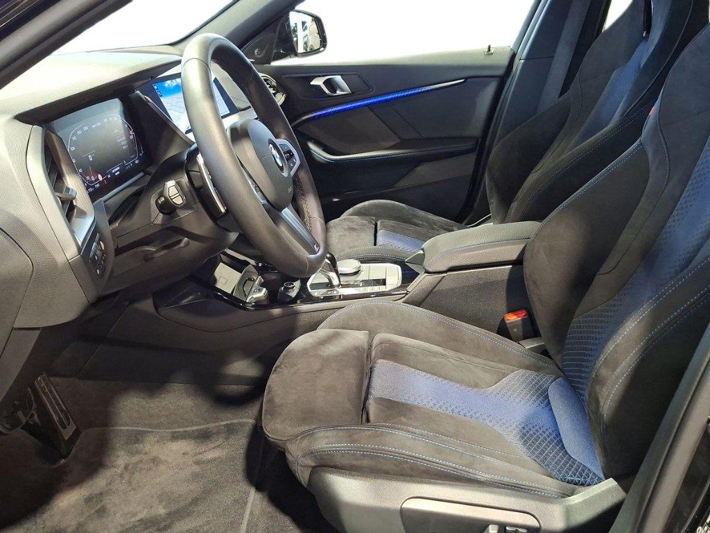 BMW M135 i xDrive Pacchetto M Performance Aut. - 9