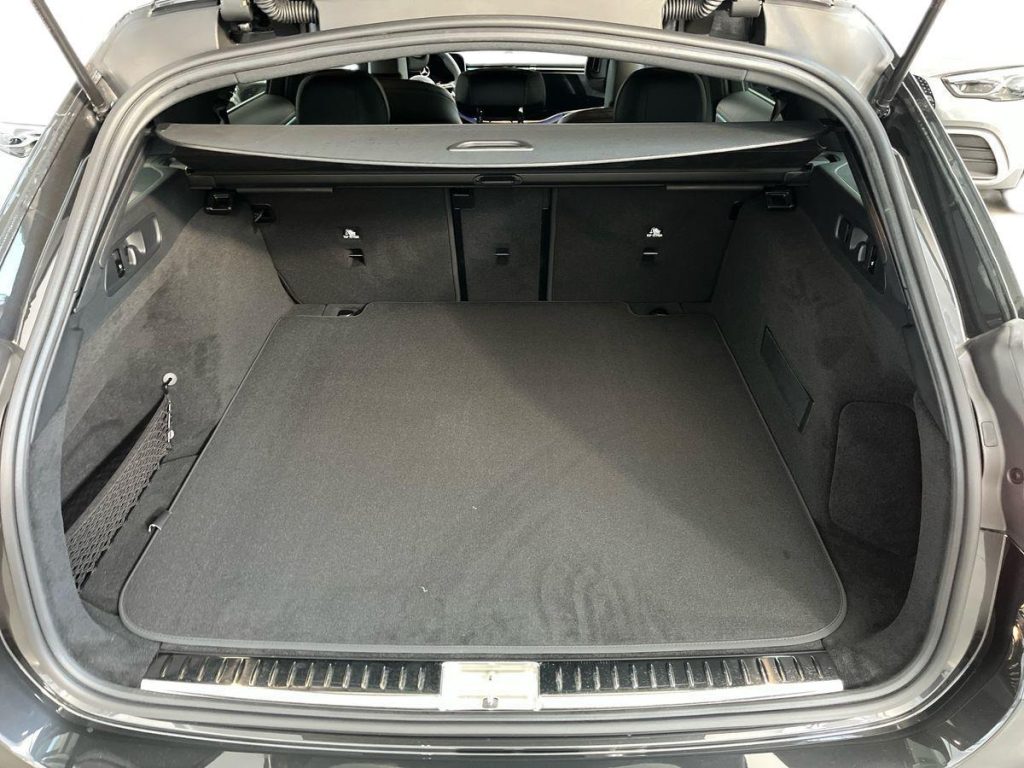 MERCEDES-BENZ E 220 d Mild hybrid 4Matic S.W. AMG Line PREMIUM - 17