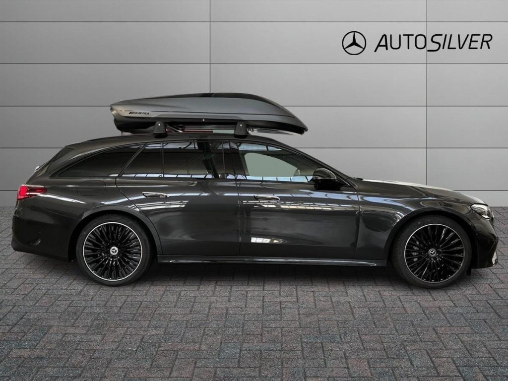 MERCEDES-BENZ E 220 d Mild hybrid 4Matic S.W. AMG Line PREMIUM - 5