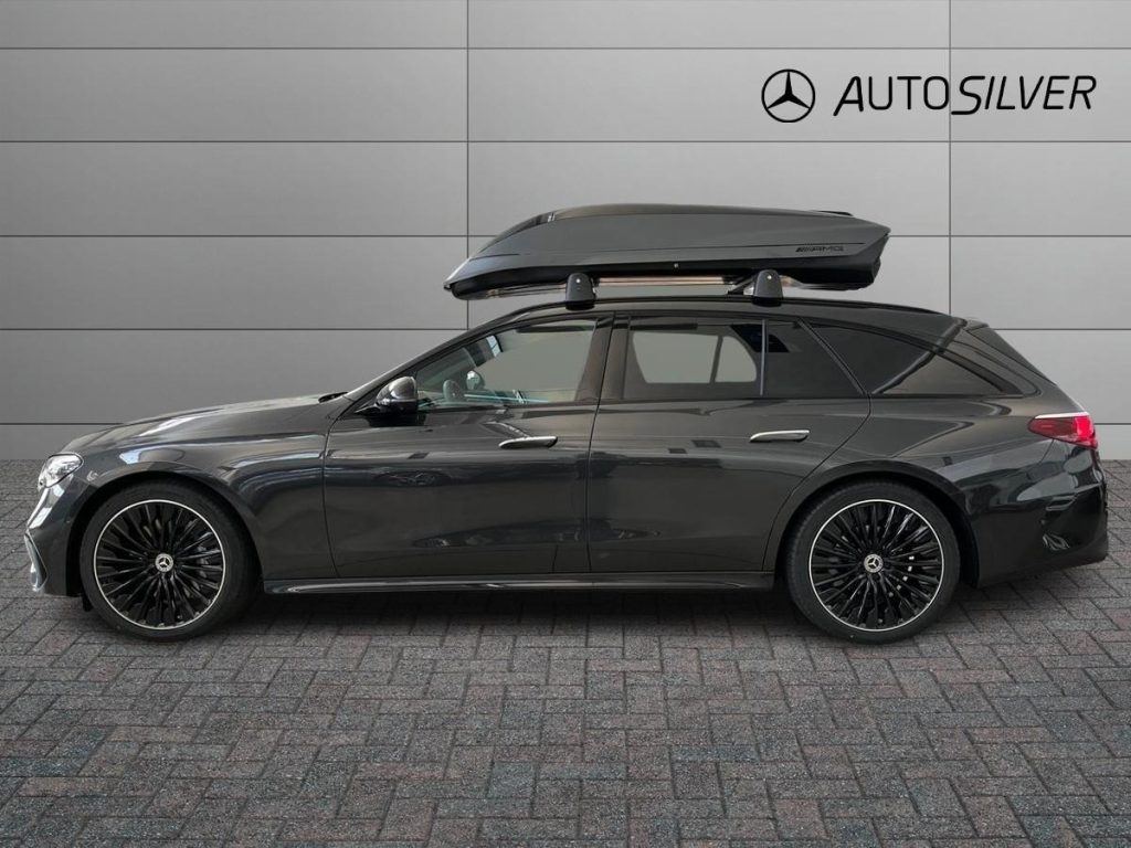 MERCEDES-BENZ E 220 d Mild hybrid 4Matic S.W. AMG Line PREMIUM - 6