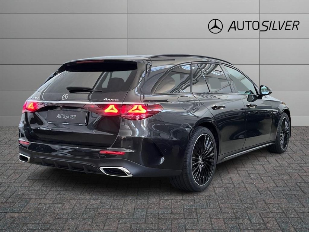 MERCEDES-BENZ E 220 d Mild hybrid 4Matic S.W. AMG Line PREMIUM - 2