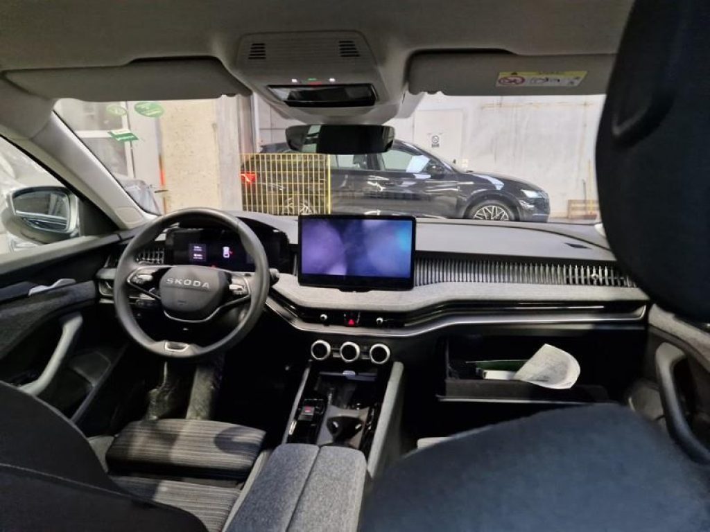 SKODA Superb 2.0 TDI DSG Wagon Selection - 9