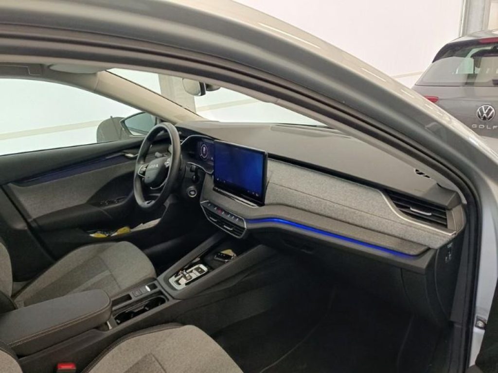 SKODA Octavia 2.0 TDI 150 CV DSG Wagon Executive - 5