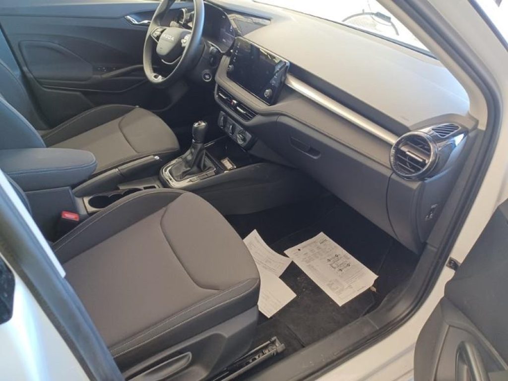 SKODA Fabia 1.0 MPI 80 CV 130 Edition - 5