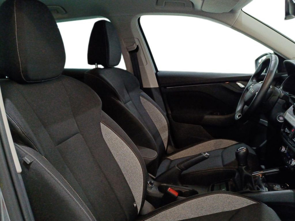 SKODA Kamiq 1.0 TSI 115 CV Black Dots - 10